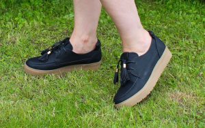 Sieviešu apavi ar biezu zoli VICES 6119