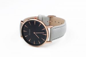 Klasisks rokas pulkstenis CLASSY ar mākslīgās ādas siksniņu