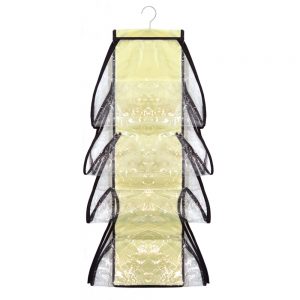 Piekarams organizators rokassomiņām